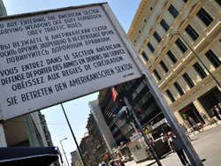 Checkpoint Charlie, entrando nel settore americano